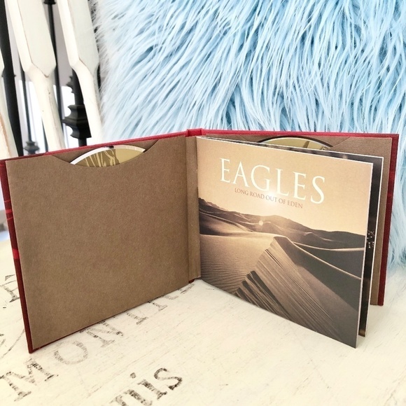 EAGLES - Long Road Out of Eden, Deluxe, Collectors Edition, 2 CD Set & Booklet - Picture 6 of 12